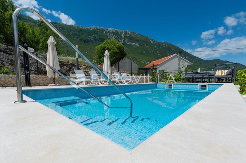 Hiša Na predaj - Splitsko-dalmatinska Zagvozd