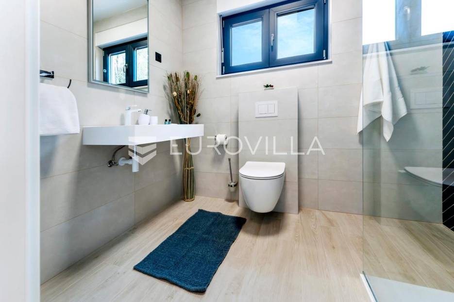Casa In vendita -  Rovinj