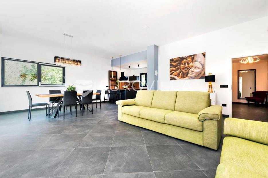 Casa In vendita -  Rovinj