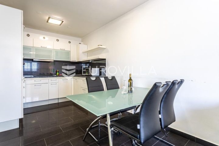 Apartment Zu vermieten - Splitsko-dalmatinska Podstrana - foto 2/10