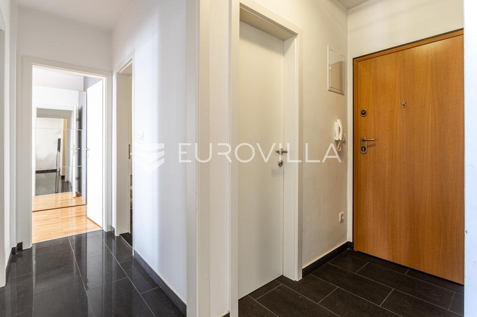 Apartment Zu vermieten - Splitsko-dalmatinska Podstrana