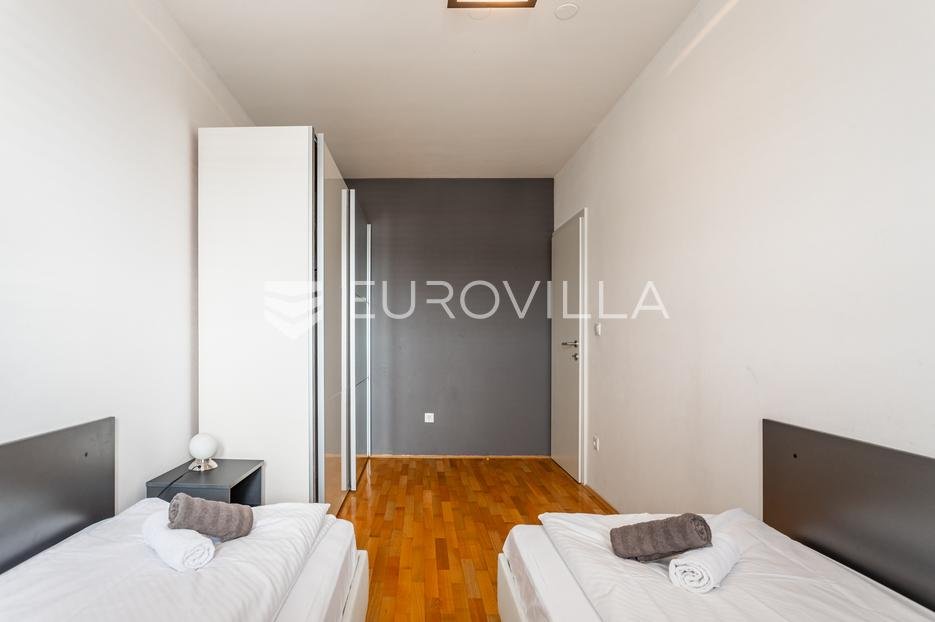Apartment Zu vermieten - Splitsko-dalmatinska Podstrana