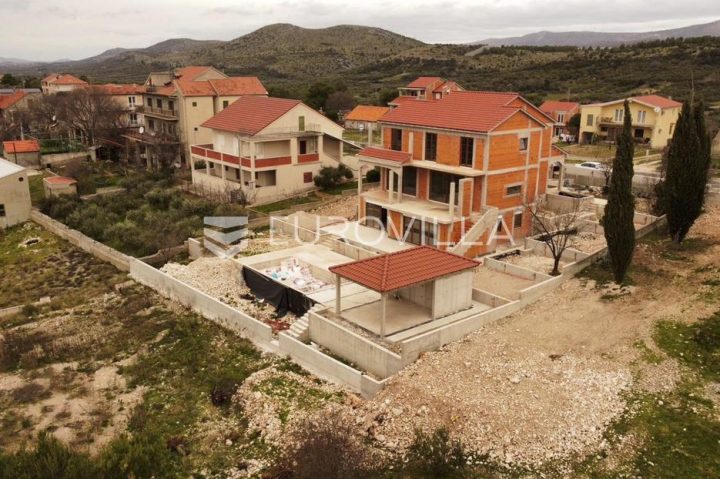 Kuća Na prodaju - šibensko-kninska šibenik - Okolica - foto 3/8