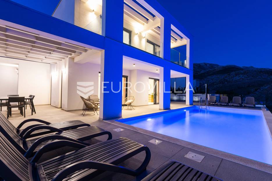 Haus Zu verkaufen -  Split - Okolica