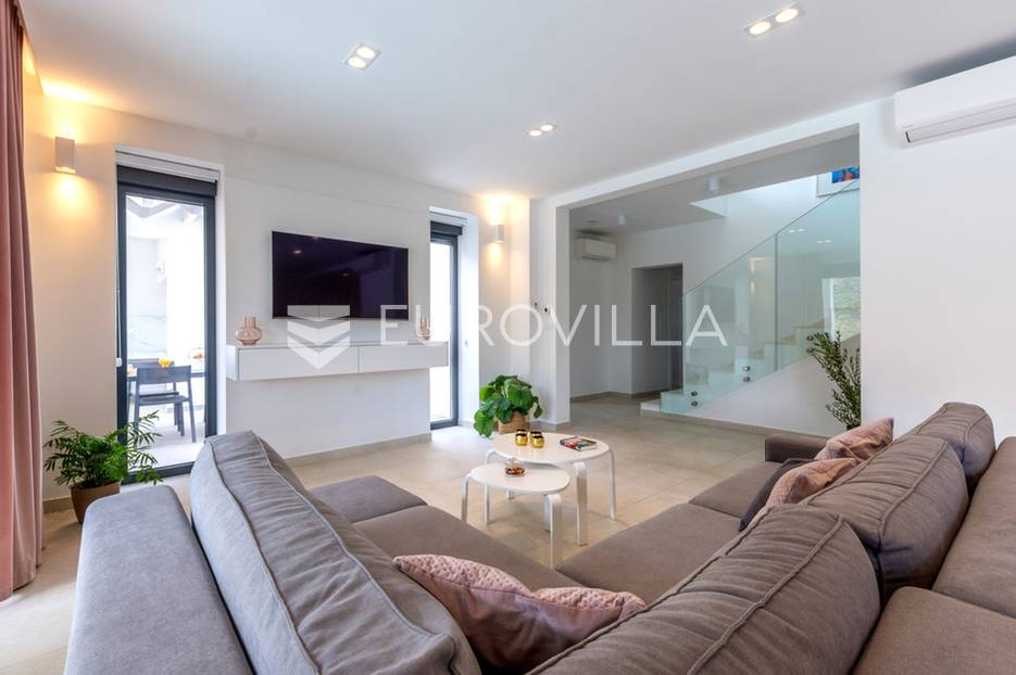 Haus Zu verkaufen -  Split - Okolica
