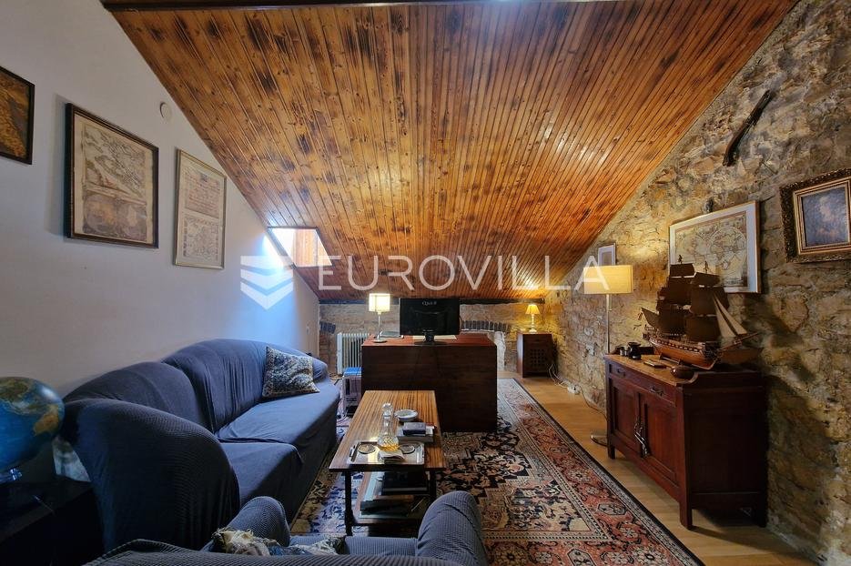 Flat For sale - Istarska Pula