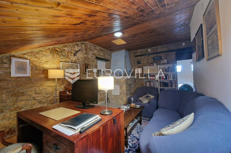 Flat For sale - Istarska Pula