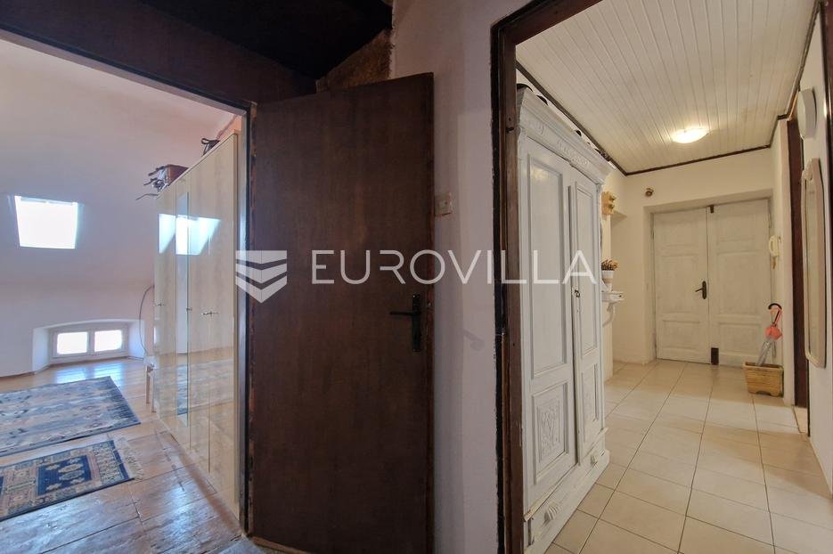 Flat For sale - Istarska Pula