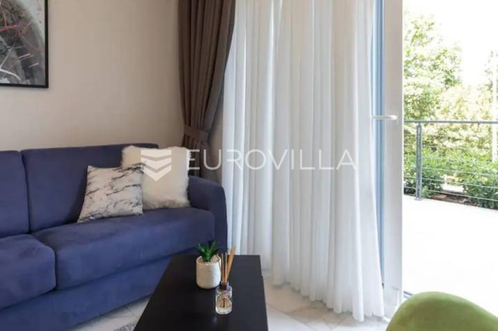Flat for sale 45 m² – Punta Kolova