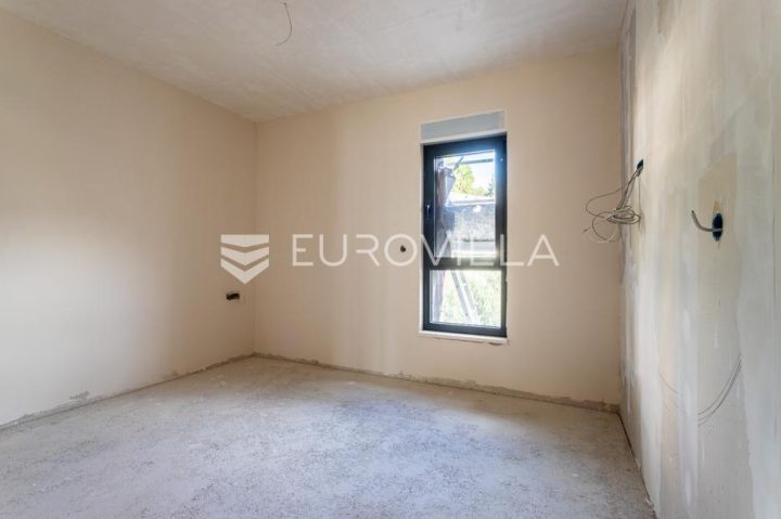 Flat For sale - Splitsko-dalmatinska Omiš - foto 5/12