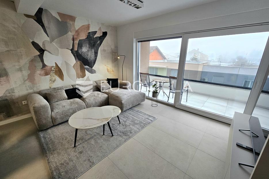 Appartamento In vendita -  Osijek