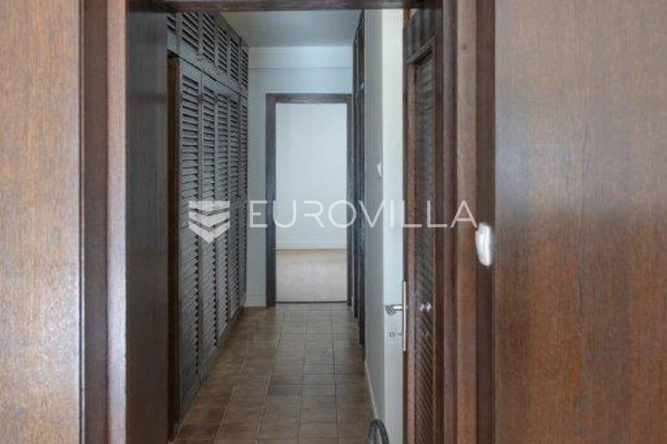 Locaux commerciaux À vendre -  Novi Zagreb - Istok