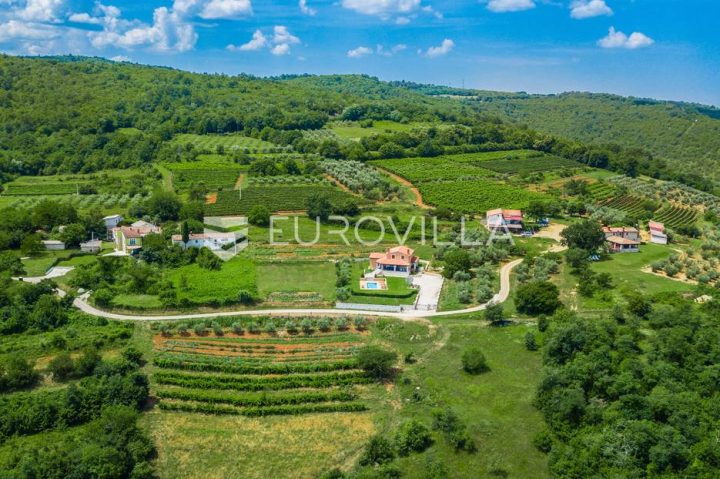Pozemek na prodej 10100 m² – Rakotule