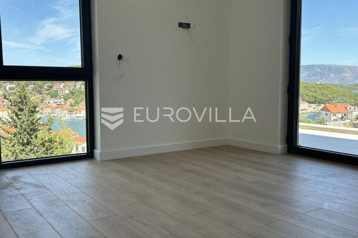 Flat For sale - Splitsko-dalmatinska Jelsa - foto 3/31