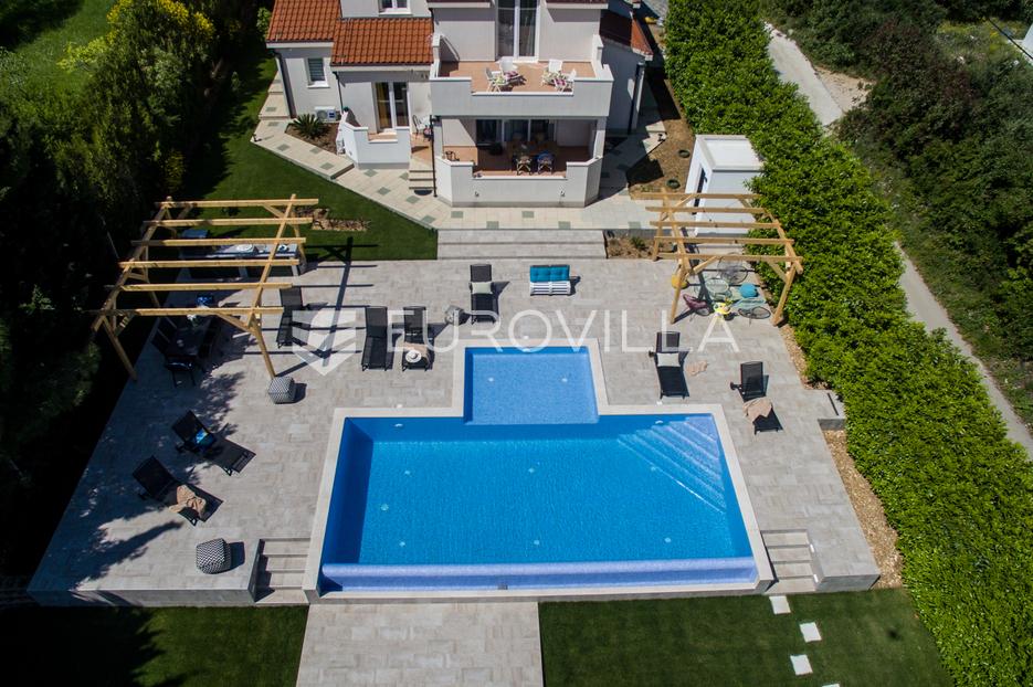 Casa In vendita -  Trogir - Okolica
