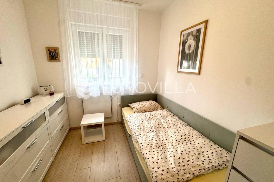 Appartamento In vendita -  Pula
