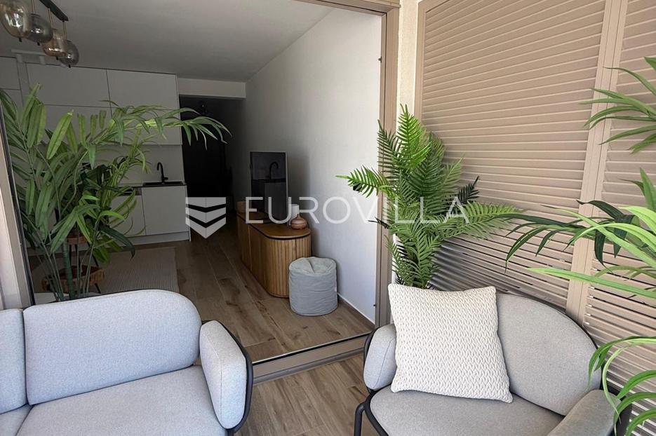 Appartement À vendre -  Jelsa