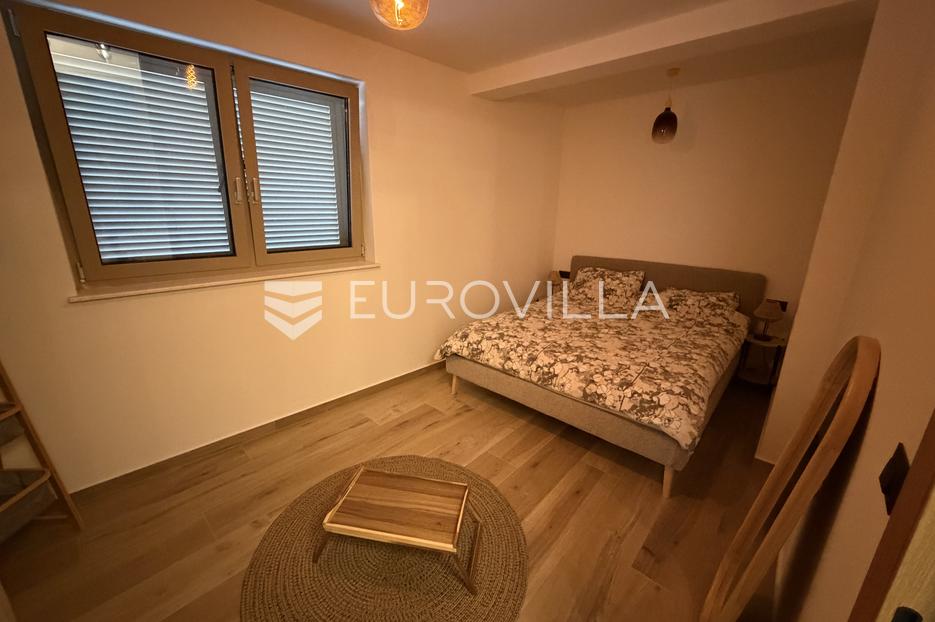Apartmán Na predaj -  Jelsa