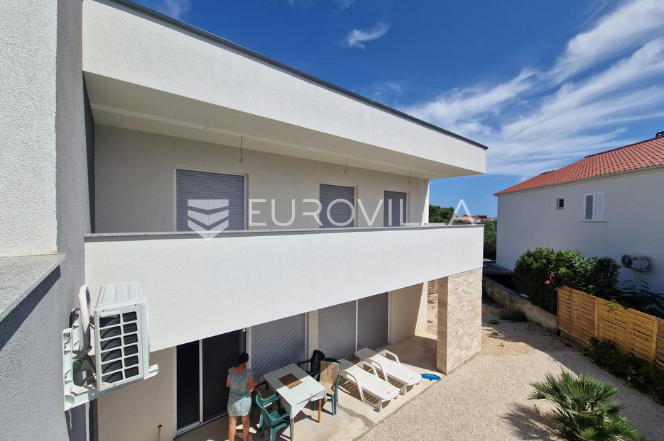 House For sale -  Vir