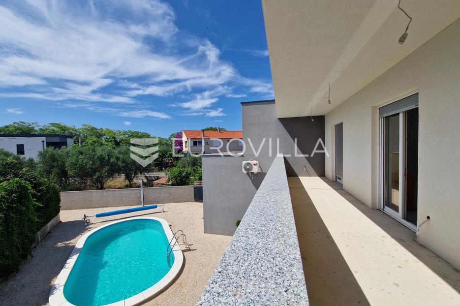 House For sale -  Vir
