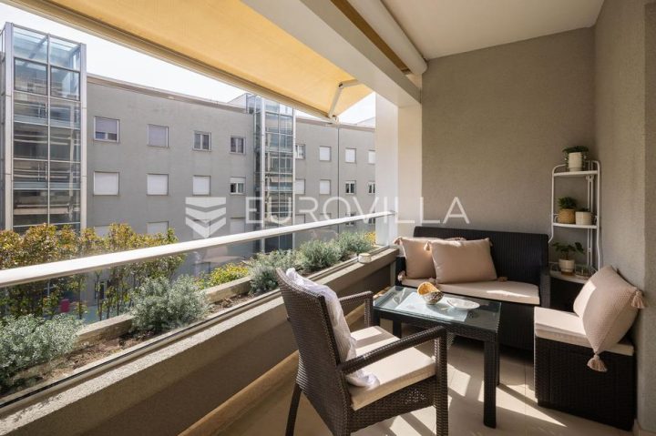 Appartamento Da affittare - Splitsko-dalmatinska Split - foto 3/16