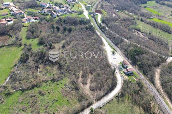 Pozemek na prodej 3133 m² – Pifari