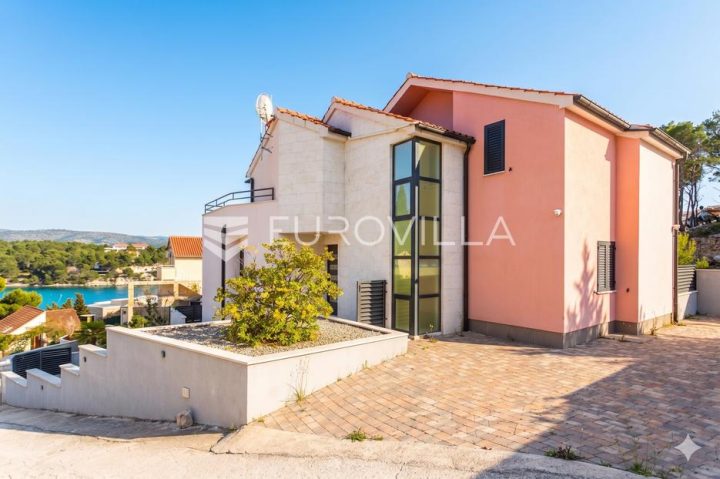 Casa In vendita - Splitsko-dalmatinska Milna - foto 2/16