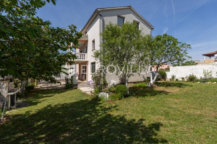 House for sale 350 m² – Galižana