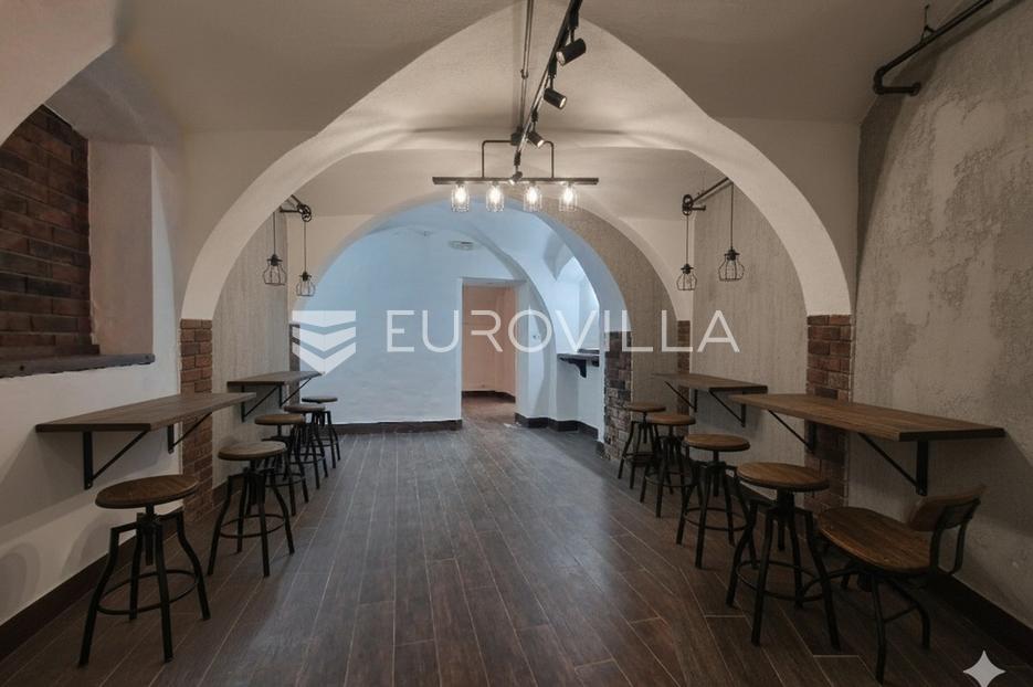 Poslovni prostor Na prodaju -  Donji Grad