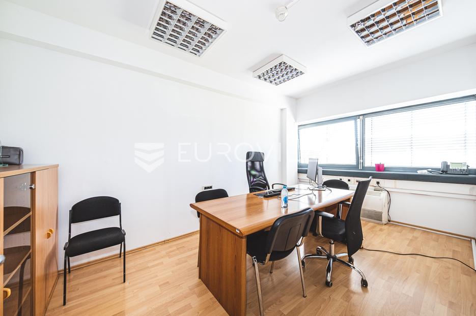 Locaux commerciaux À vendre - Grad Zagreb Peščenica - Žitnjak