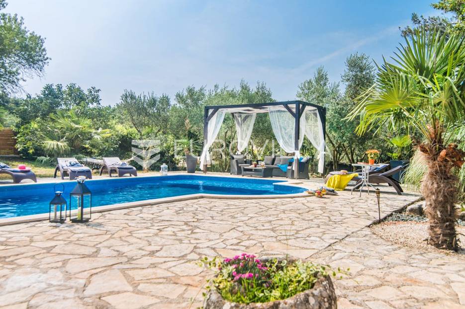 Kuća Na prodaju -  Marčana