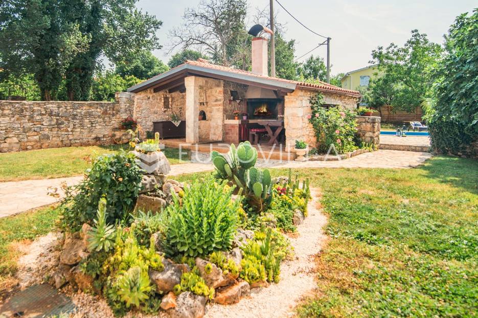Kuća Na prodaju -  Marčana