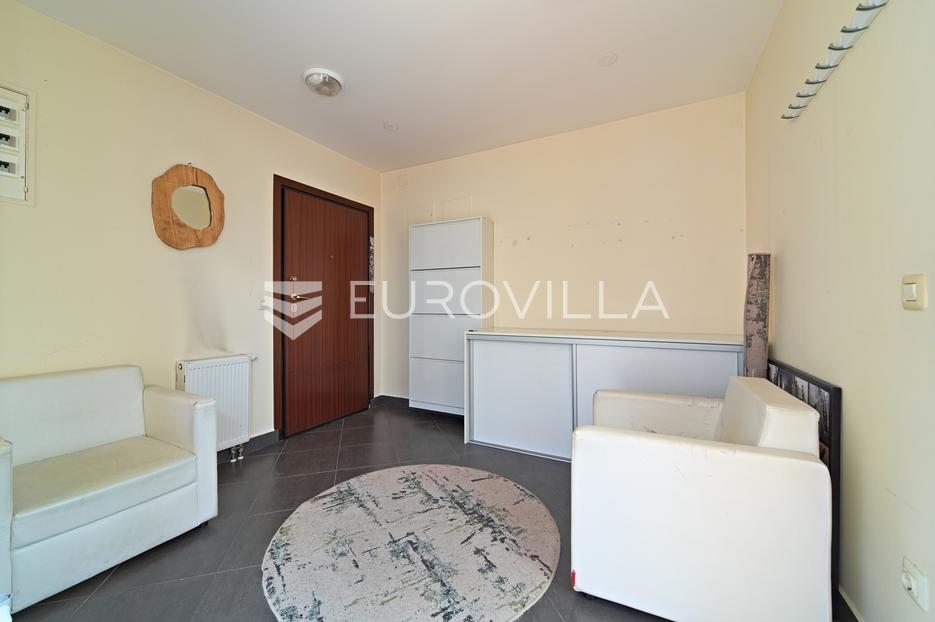 Appartement À vendre - Osječko-baranjska Osijek