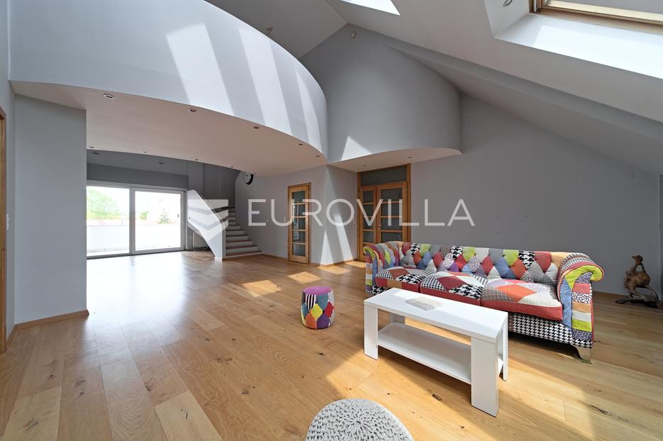 Appartement À vendre - Osječko-baranjska Osijek - foto 2/29