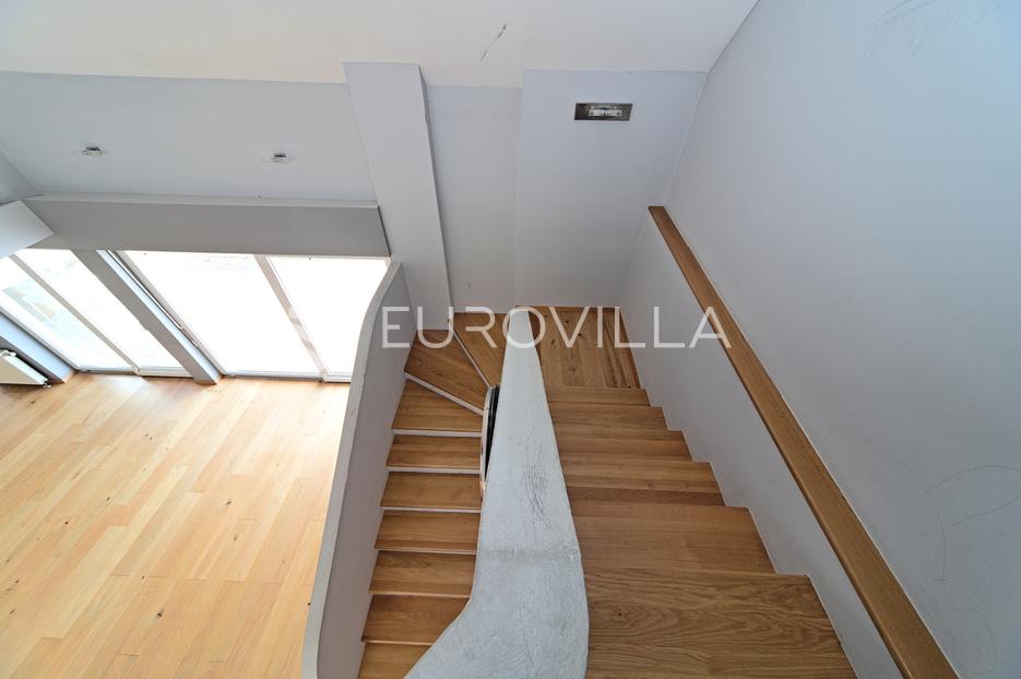 Appartement À vendre - Osječko-baranjska Osijek