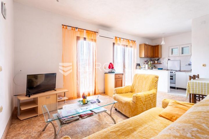 Haus Zu verkaufen - Splitsko-dalmatinska Marina - foto 3/25