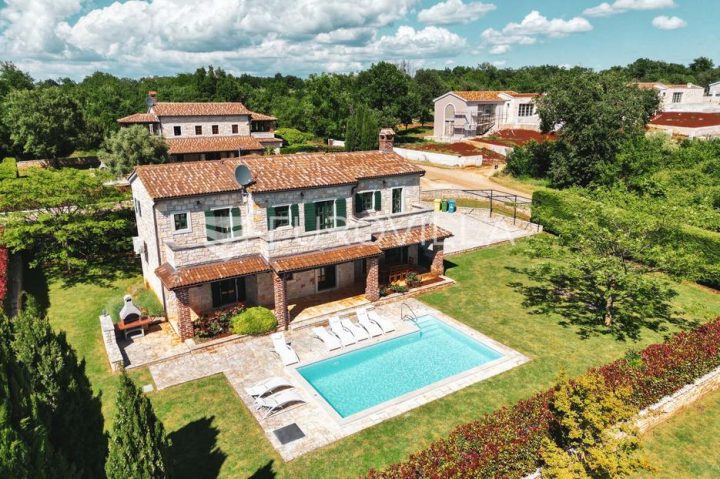 Haus zu verkaufen 263 m² – Rajki