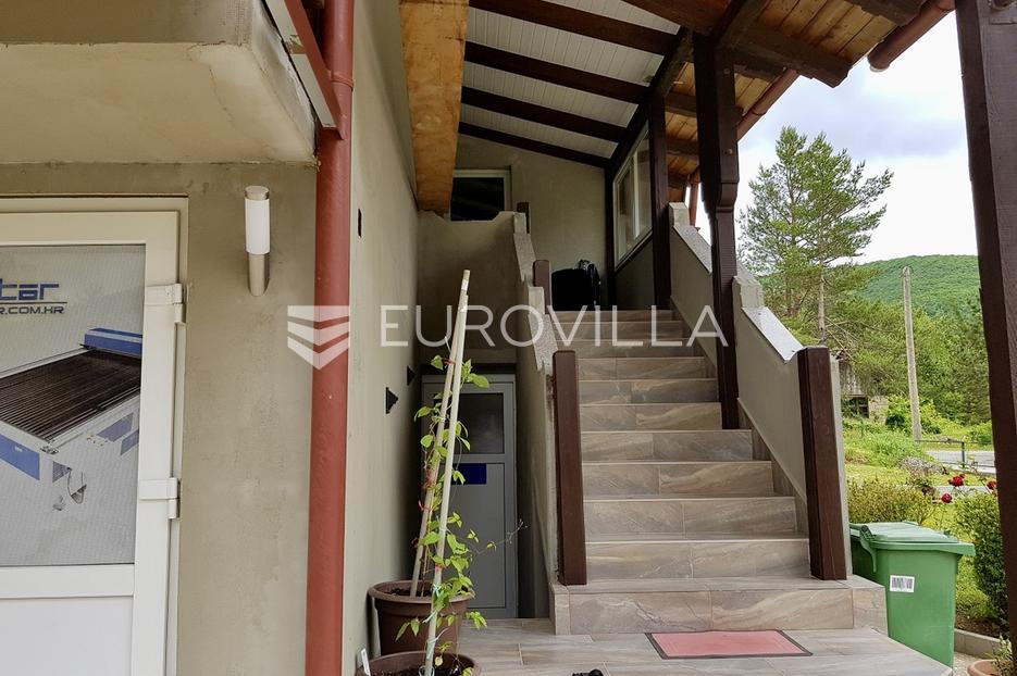 Haus Zu verkaufen - Ličko-senjska Plitvička Jezera - foto 2/6