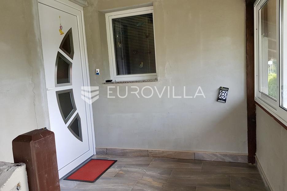 Haus Zu verkaufen - Ličko-senjska Plitvička Jezera