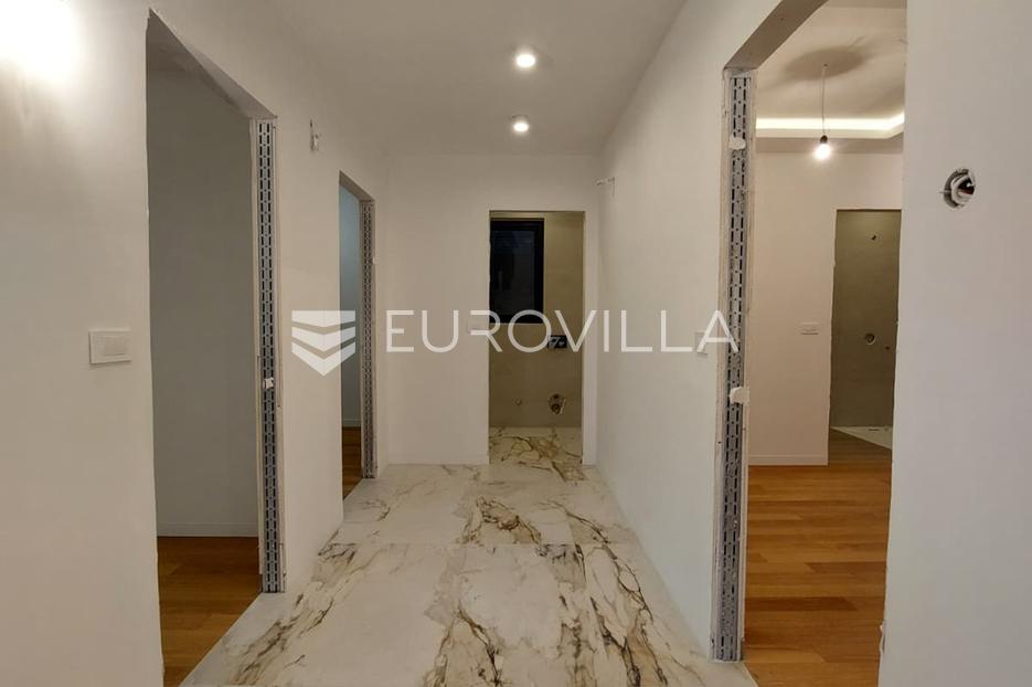 Apartment Zu verkaufen -  Pula