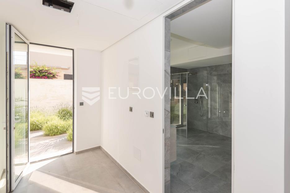 Appartement À louer - Šibensko-kninska Šibenik - Okolica