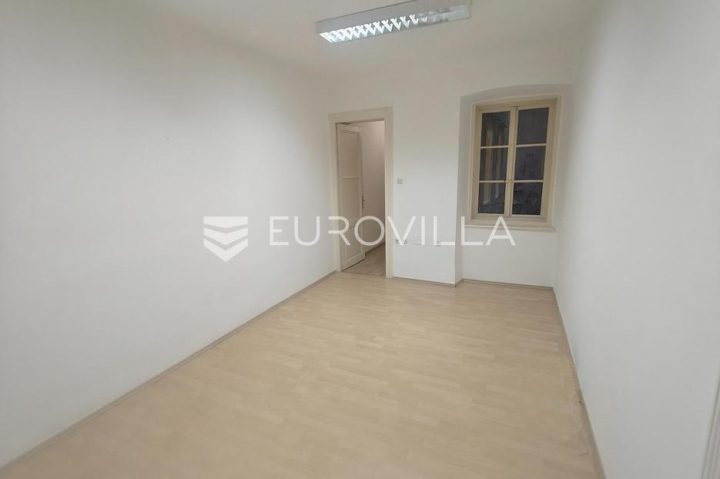 Flat for sale 61 m² – Centar