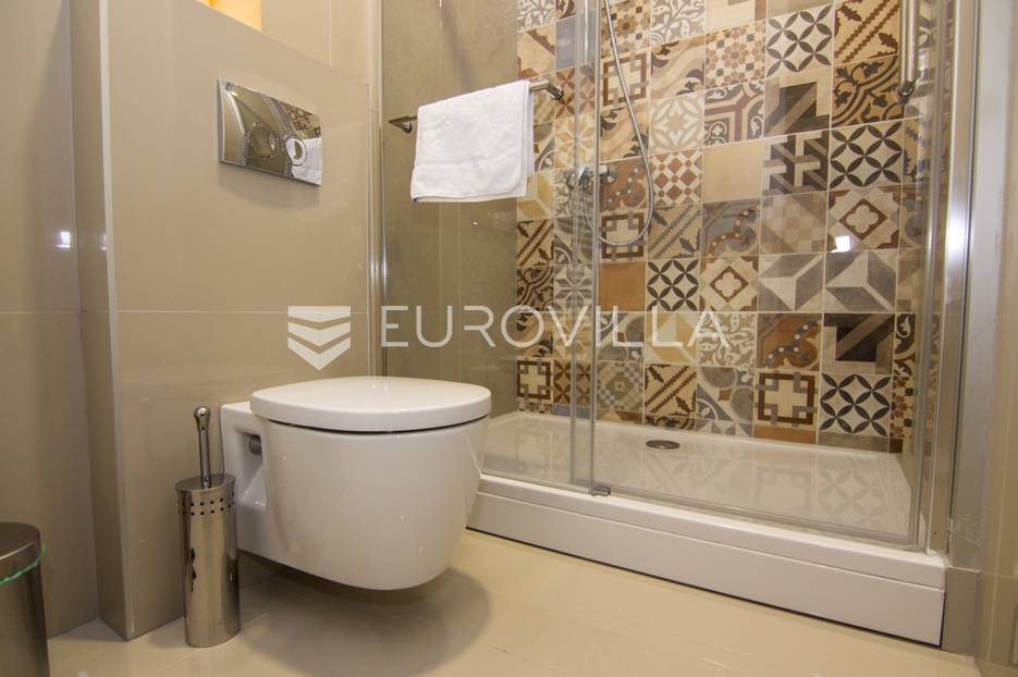 Flat For sale -  Donji Grad