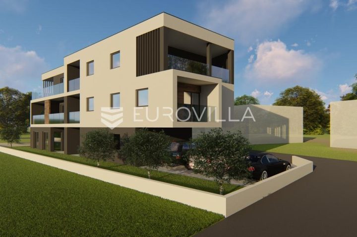 Apartmán na prodej 103 m² – Monteserpo - Komunal