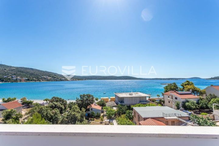 Casa In vendita - Splitsko-dalmatinska Marina - foto 2/21