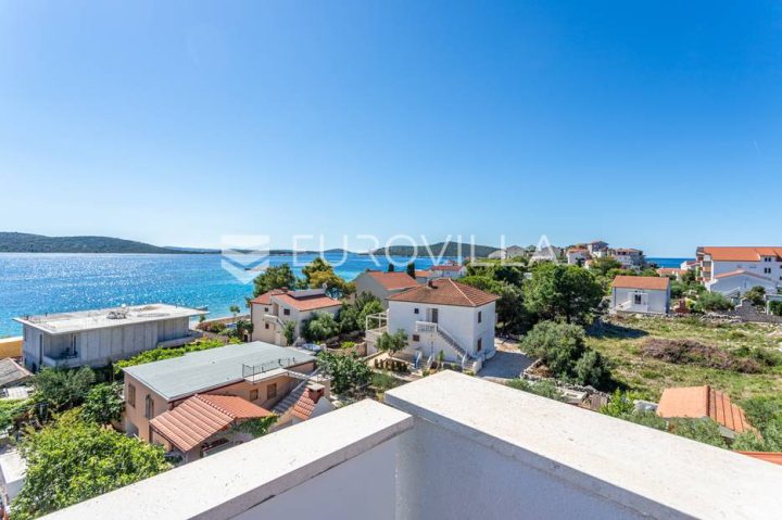 Casa In vendita - Splitsko-dalmatinska Marina - foto 5/21