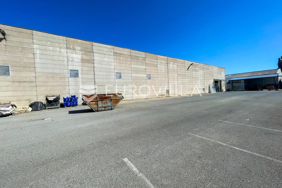Locaux commerciaux À vendre Beli Manastir