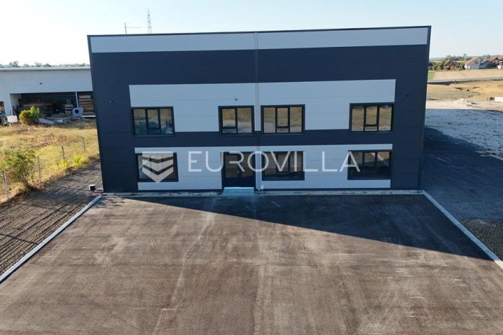 Locaux commerciaux À louer - Vukovarsko-srijemska Gradište - foto 3/28