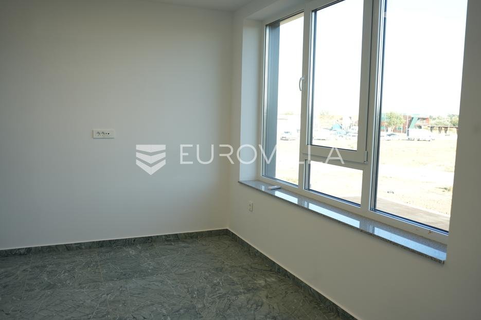 Locaux commerciaux À louer - Vukovarsko-srijemska Gradište