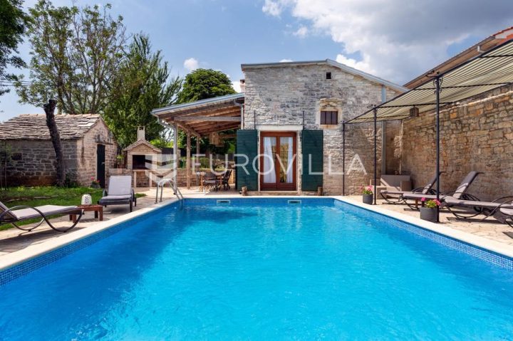 Casa in vendita 280 m² – Gračišće